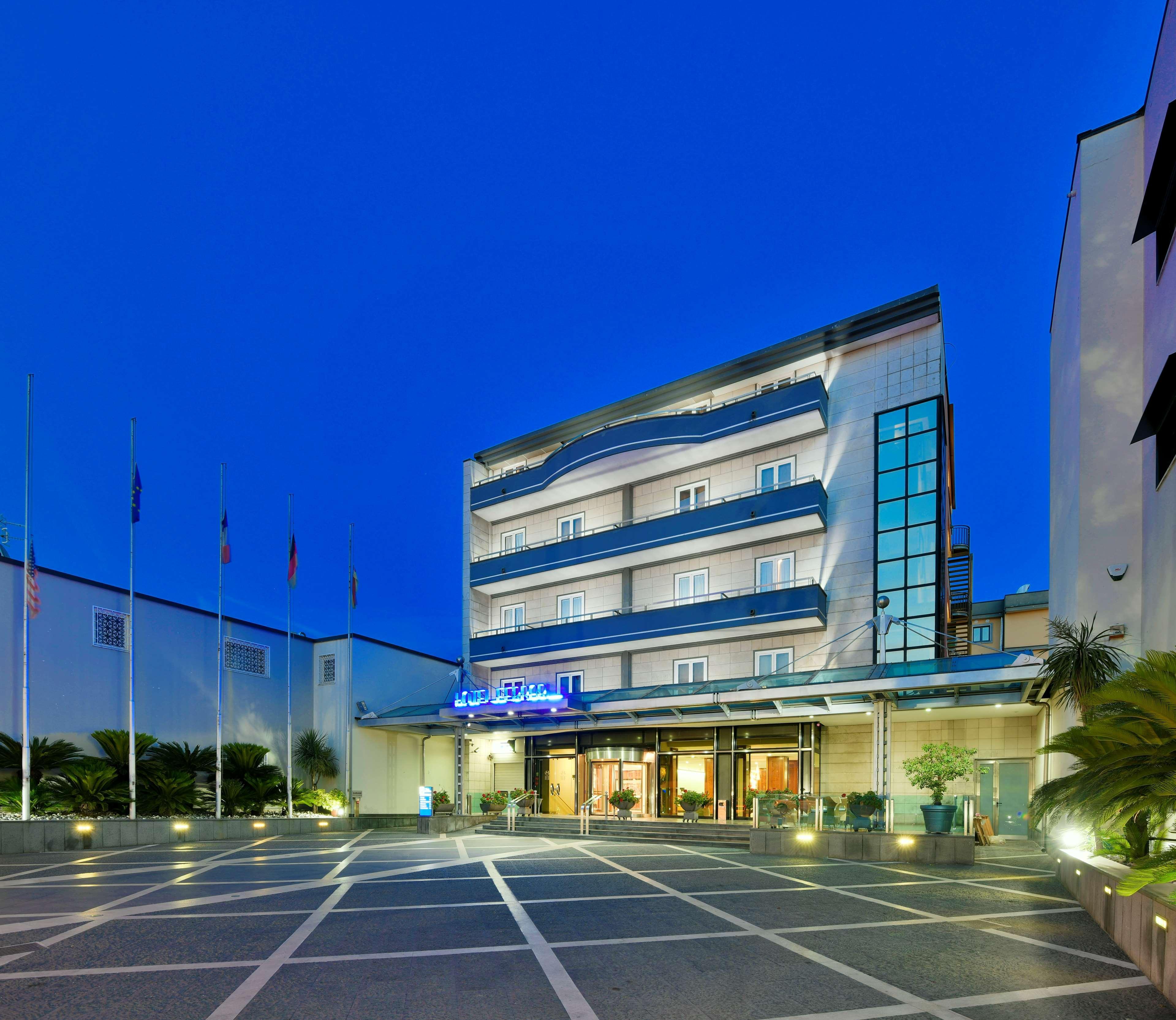 Best Western Hotel Ferrari Nola Buitenkant foto
